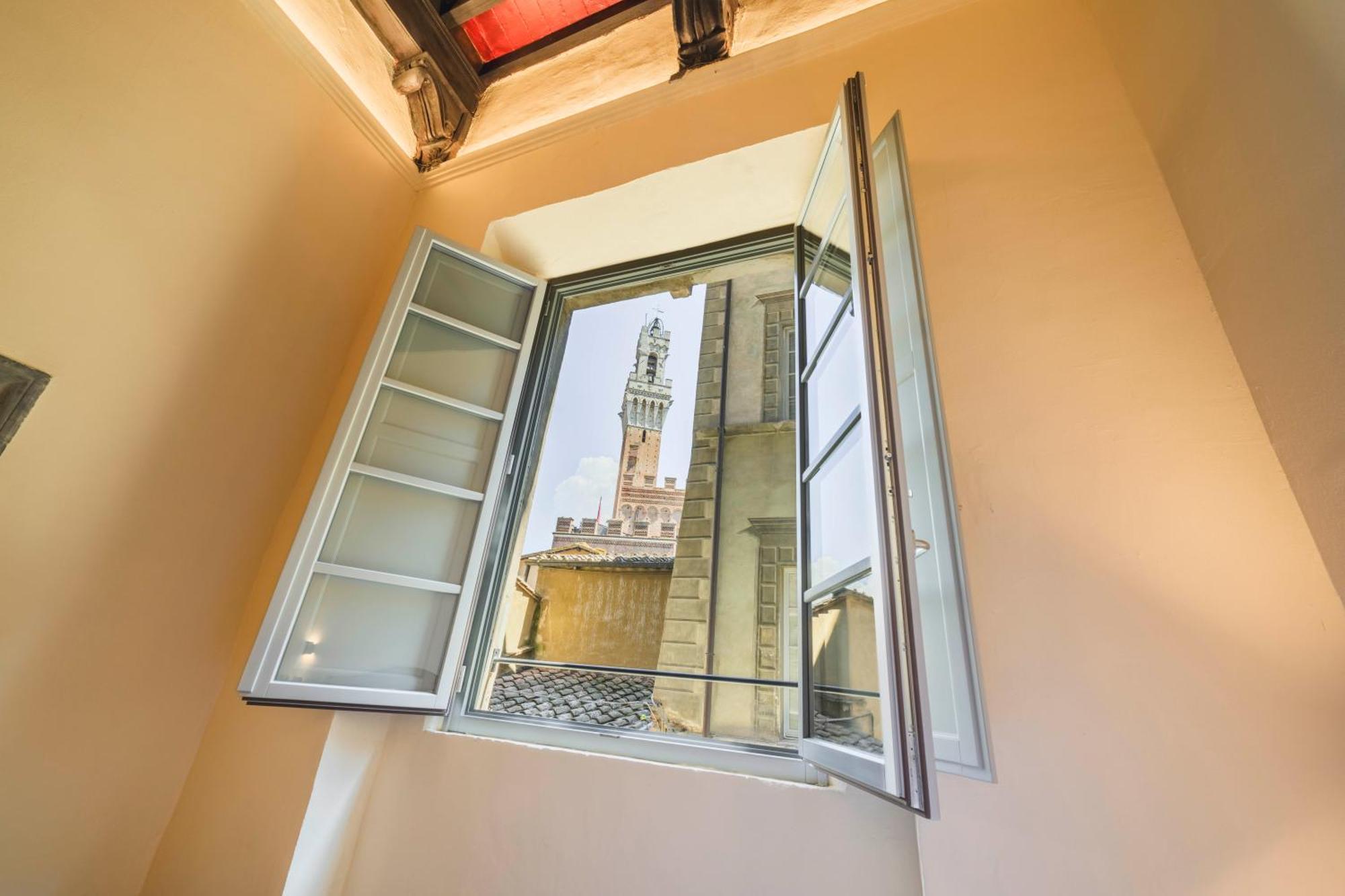 Palazzo Patrizi & * Siena